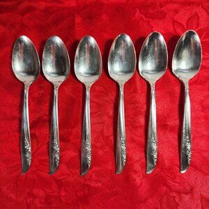 Vintage 1881 Rogers Oneida Lilac Time Oval Tablepoon Set of 6 Silverplate